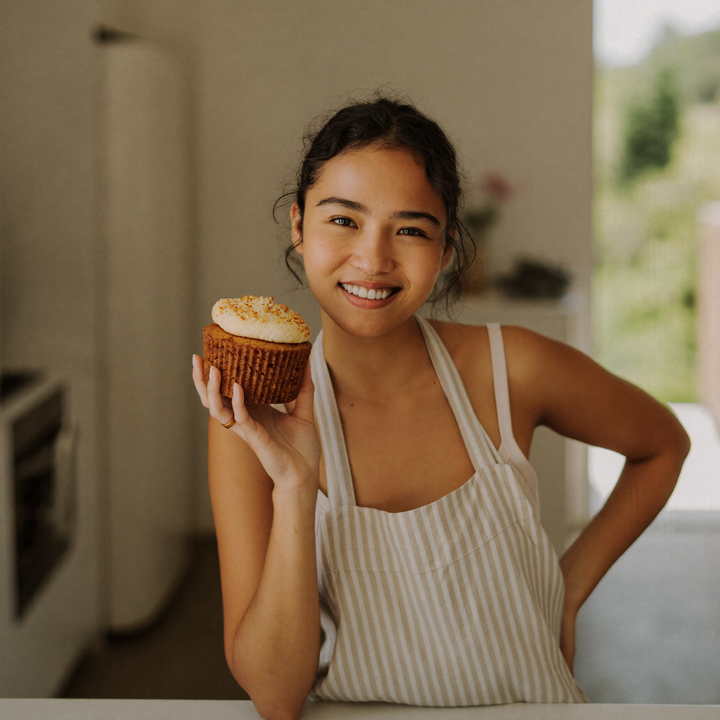 Ana, joven emprendedora de repostería en Cuenca